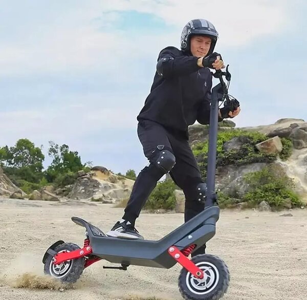 Trottinette électrique tout-terrain