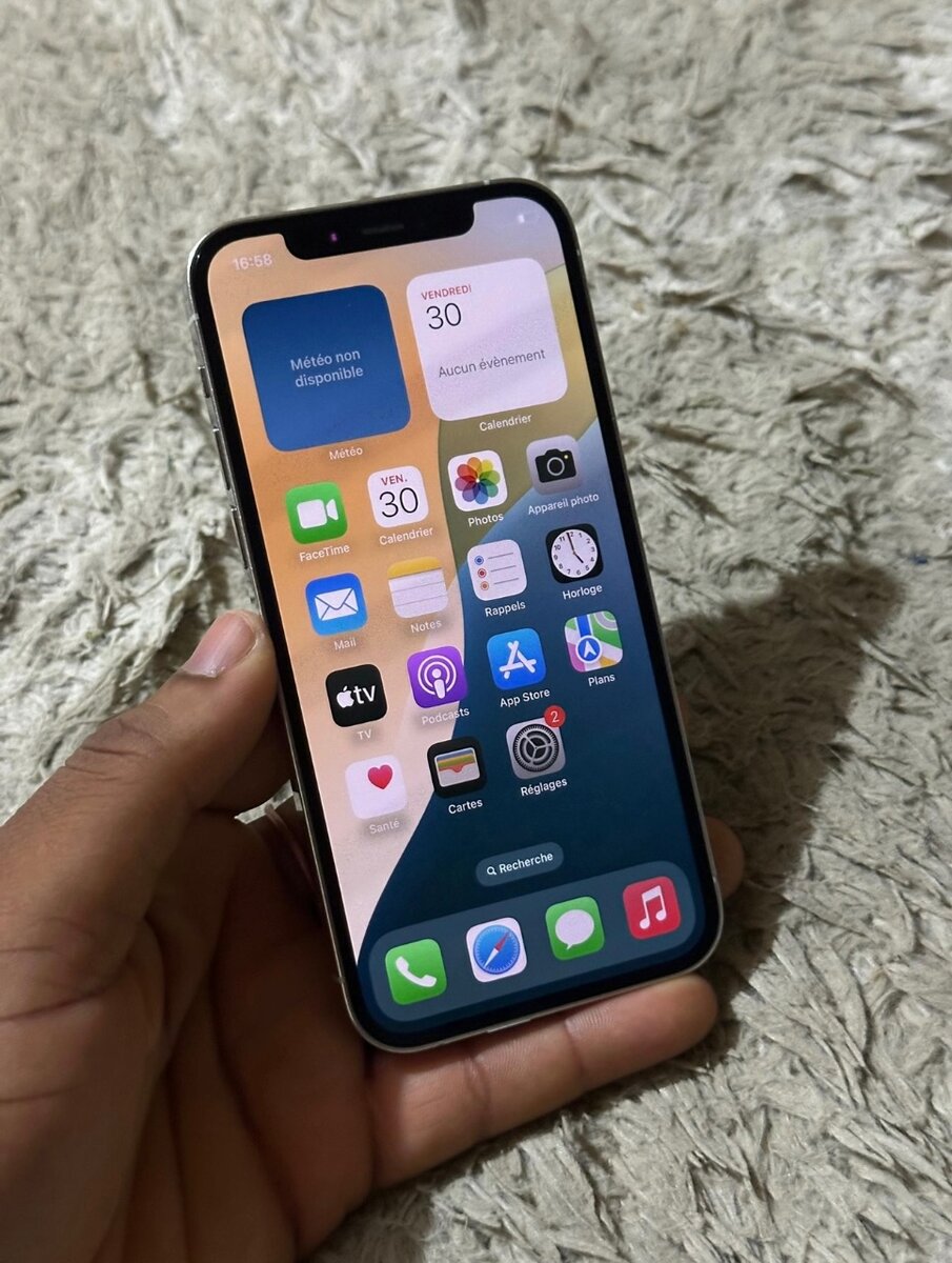 iPhone 12 Pro casie neuf 128GO