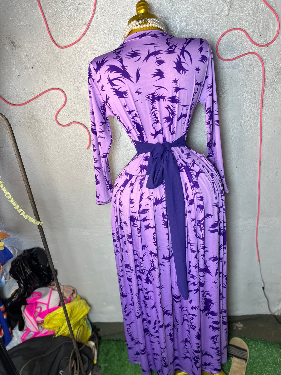 Robe longue violette élégante