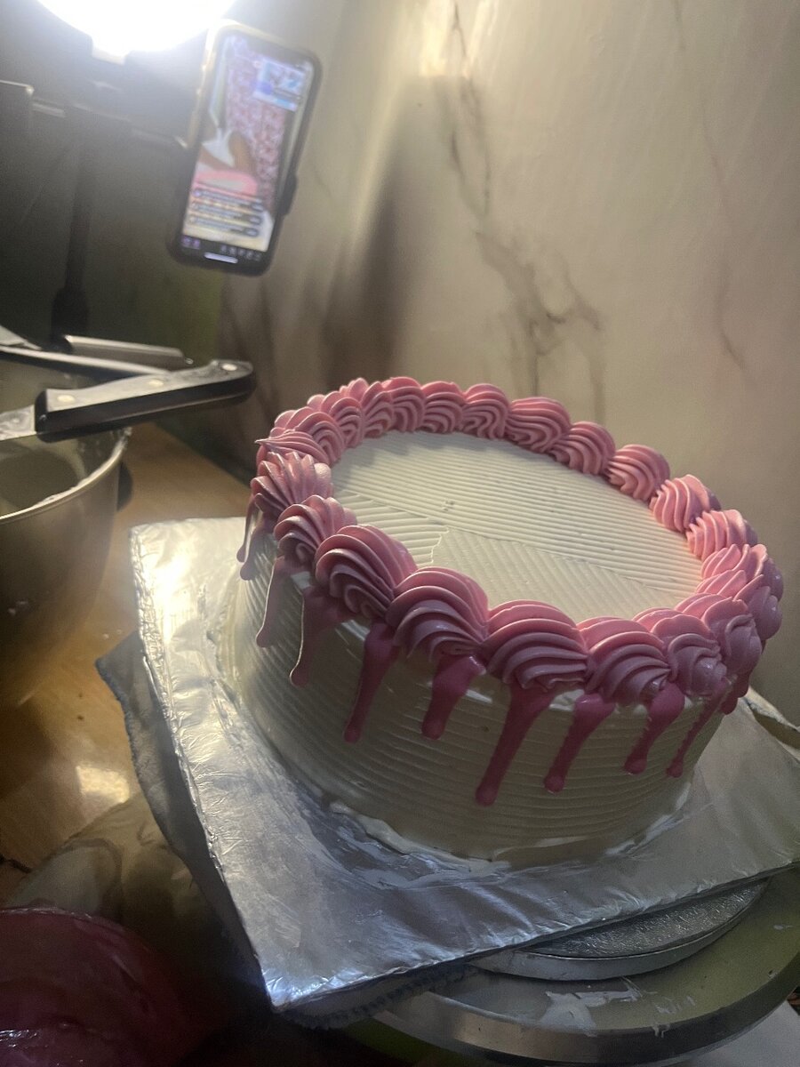 Gâteau Décoratif à la Crème