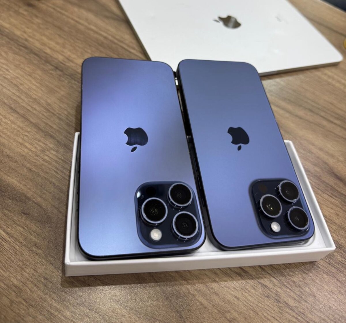 IPHONE 15 pro max 256GB