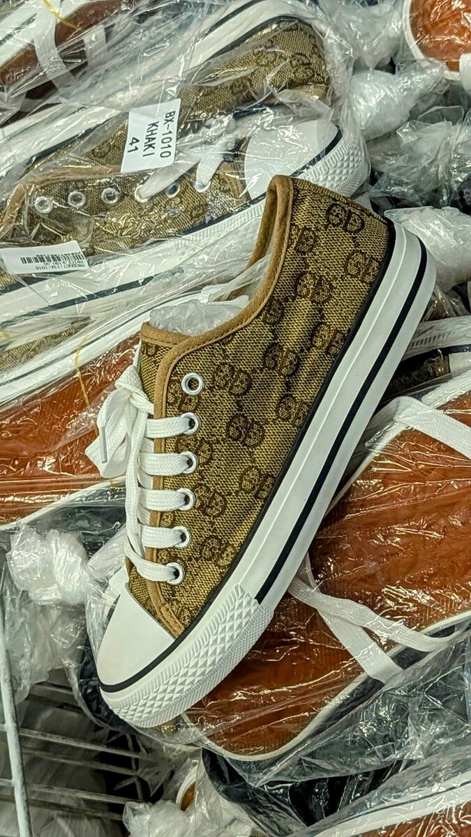 Gucci converse