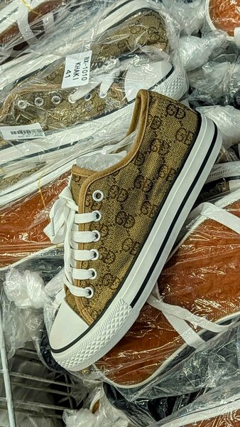 Gucci converse