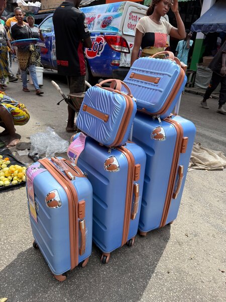 Set de valises rigides 4 pièces