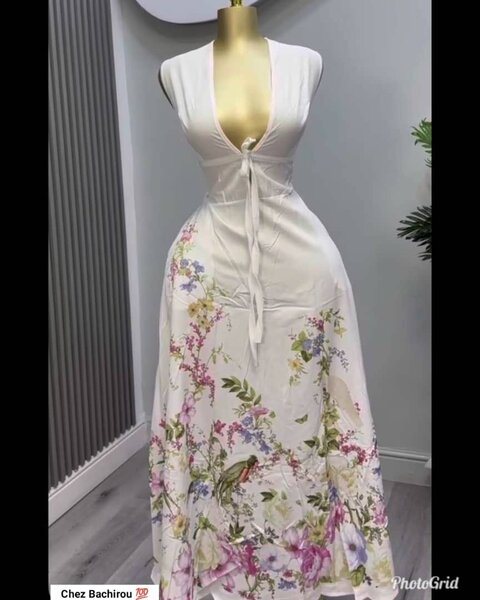 Robe Maxi Fleurie Décolleté