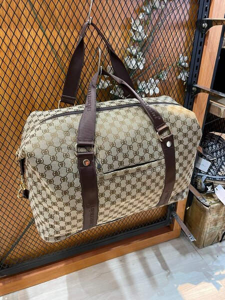 Super quality duffel bags