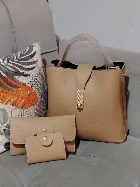 Sac à main élégant en cuir