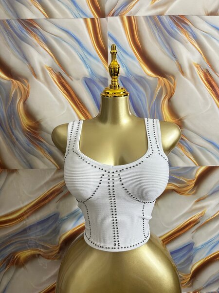 Top court femme élégant