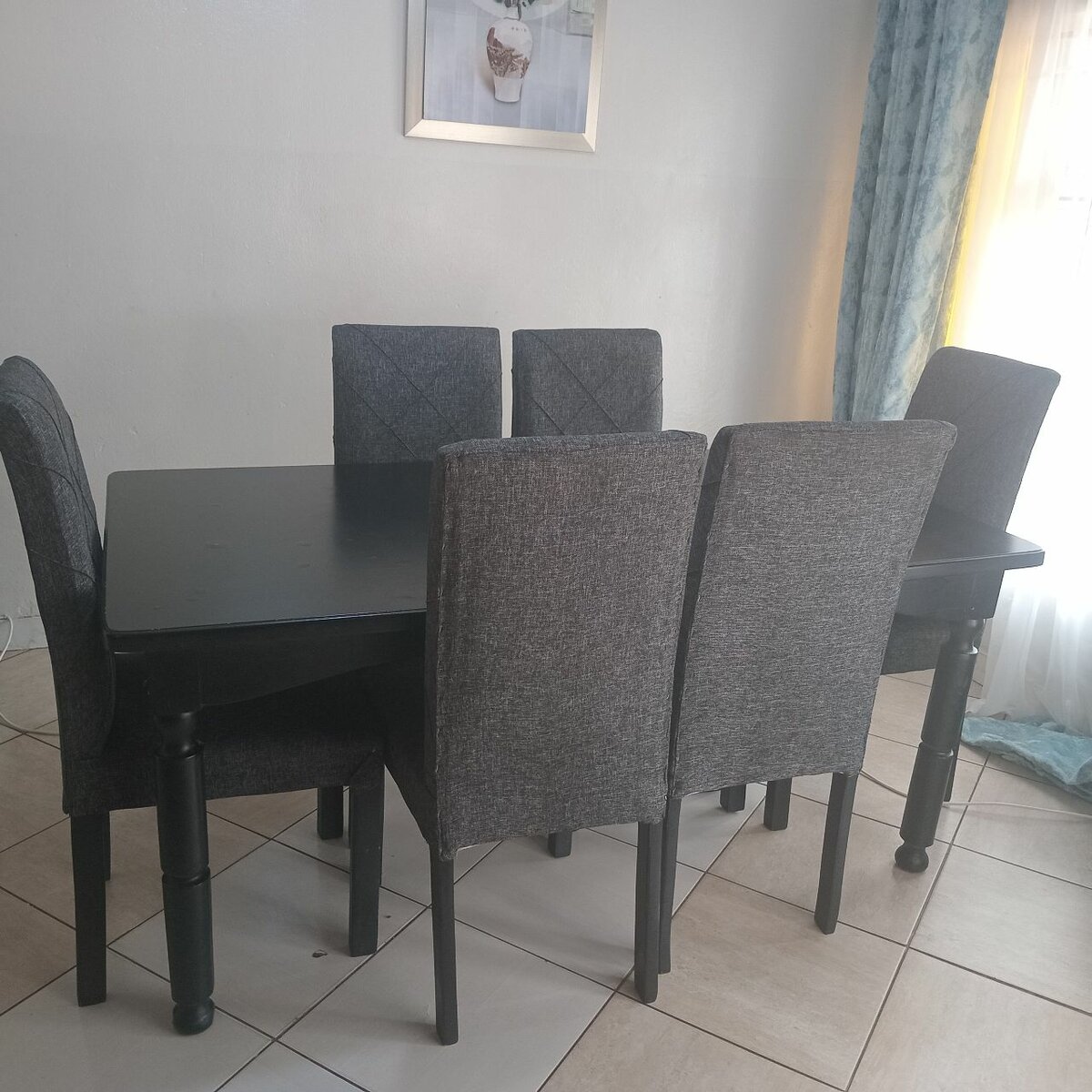 Stove,fridge and dinning suit