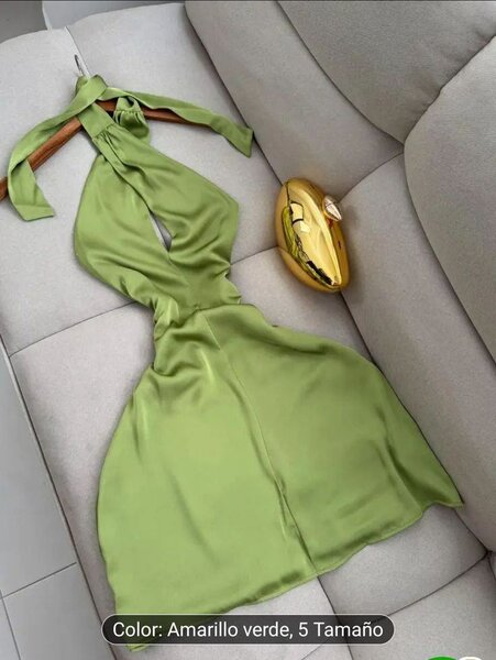 Robe Soyeuse Élégante Femme