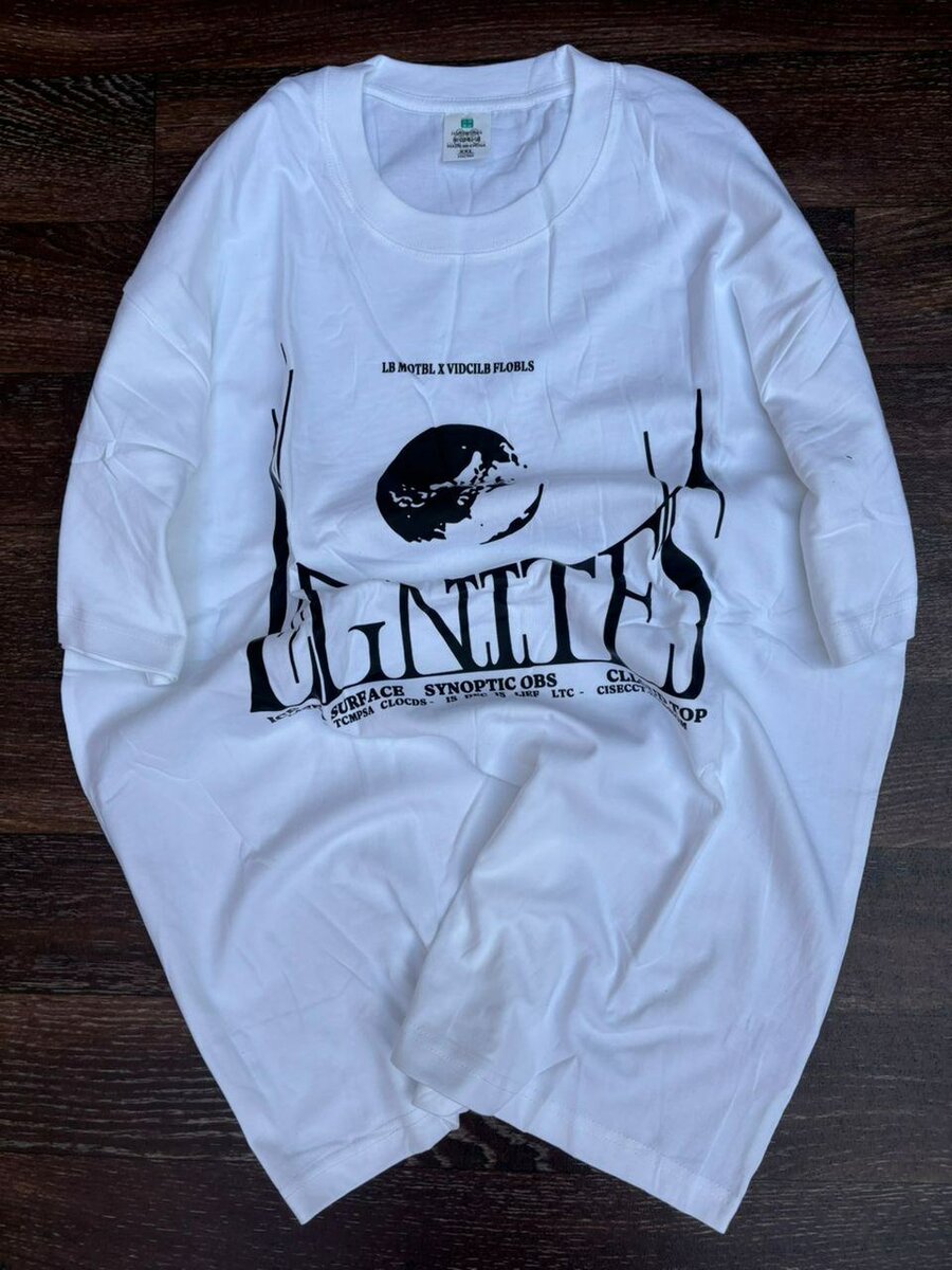 T-shirt oversize graphique tendance