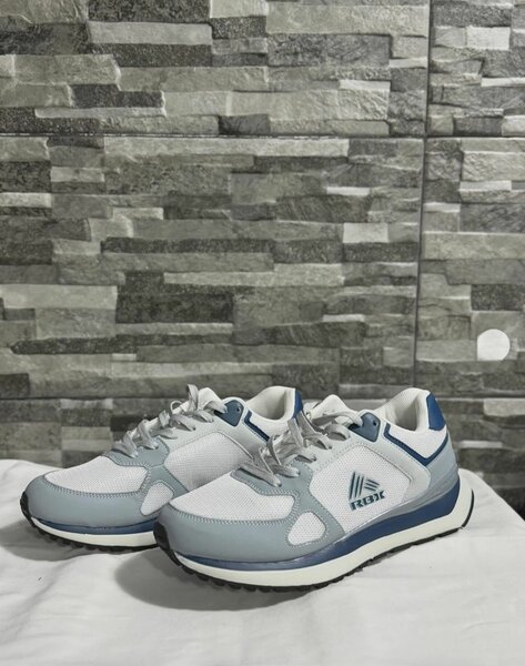 Chaussures de sport RDK gris