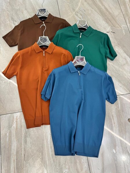 Polo manches courtes zippé