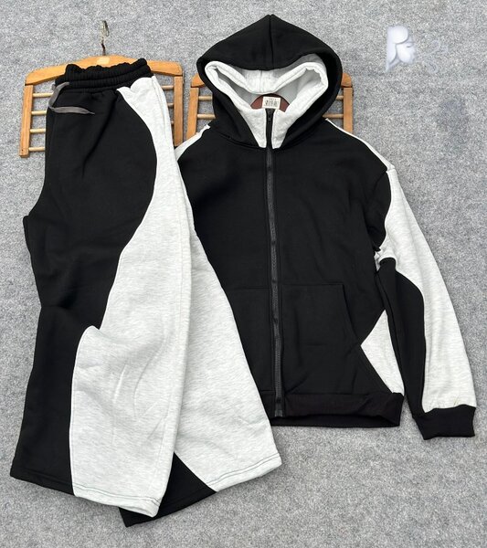 Ensemble de survêtement sportif