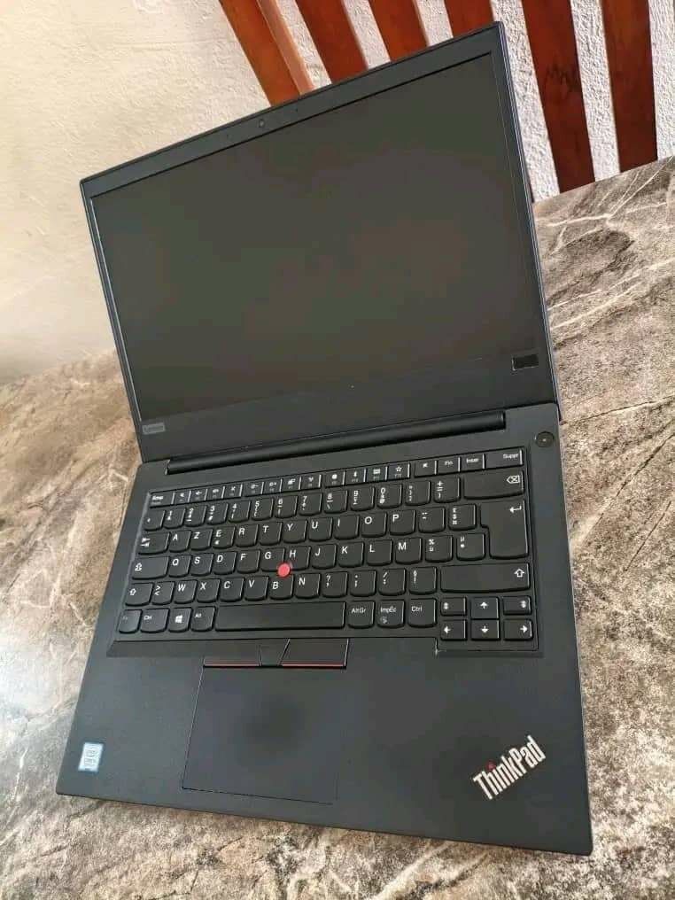Lenovo thinkpad E480 i5 8th