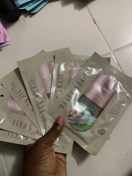 Masque Capsule Escargot Noir