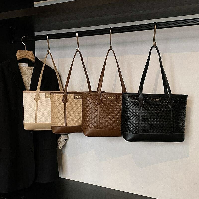 Sac cabas en cuir tressé