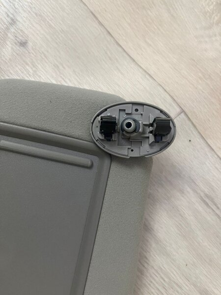 Солнцезащитный козырек для Toyota! Новый, левая, мягкий.