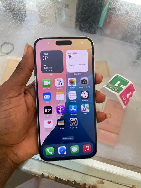 iPhone 15 plus