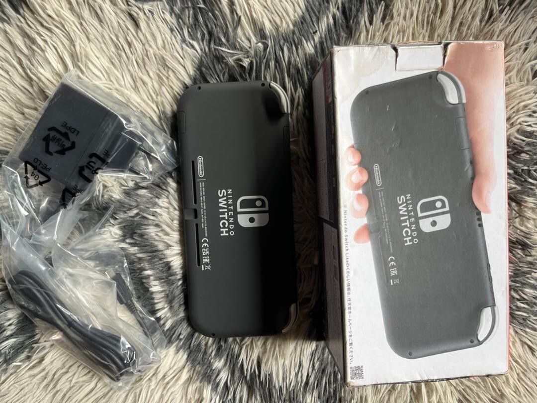 Nintendo Switch Lite +15 jeux