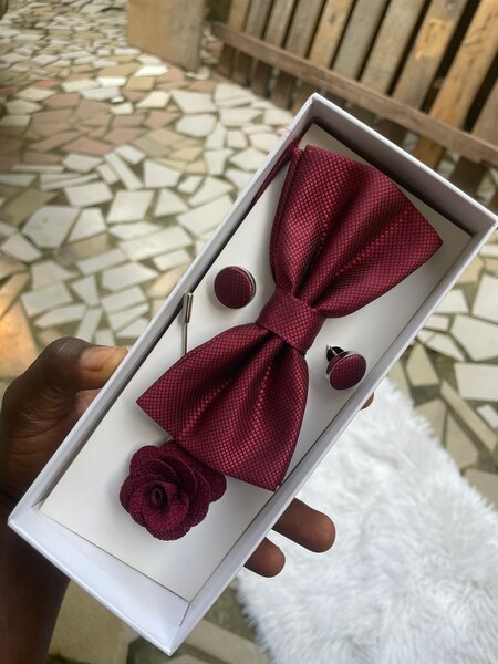 Nœud papillon avec boutons