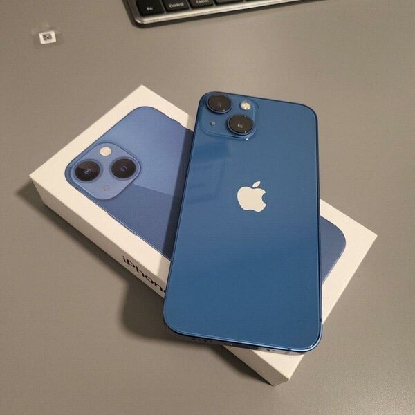 Apple iPhone 13 128GB Blue