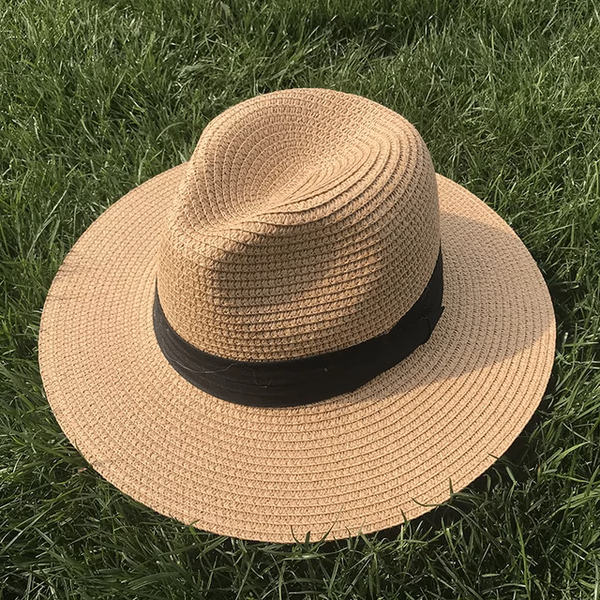 Chapeaux en paille élégants