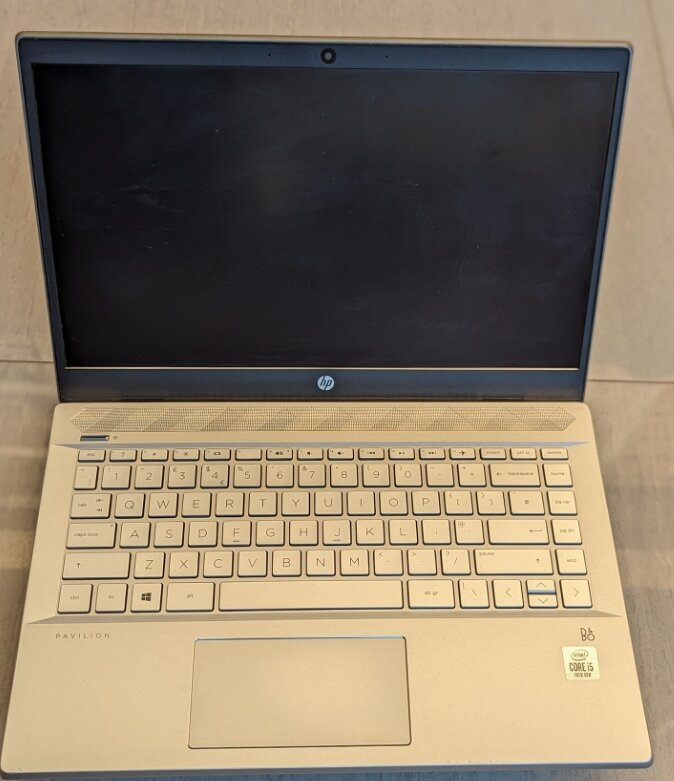 EXCELLENT CONDITION HP PAVILION 15