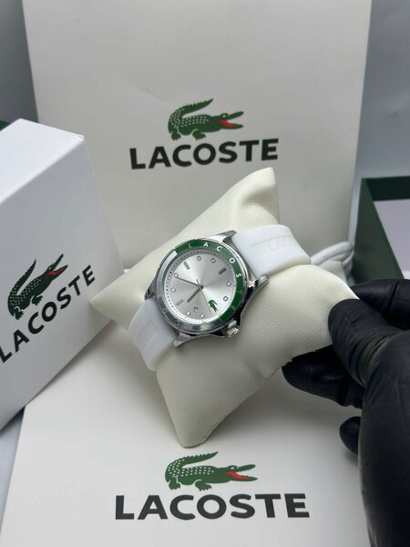 Montre locaste