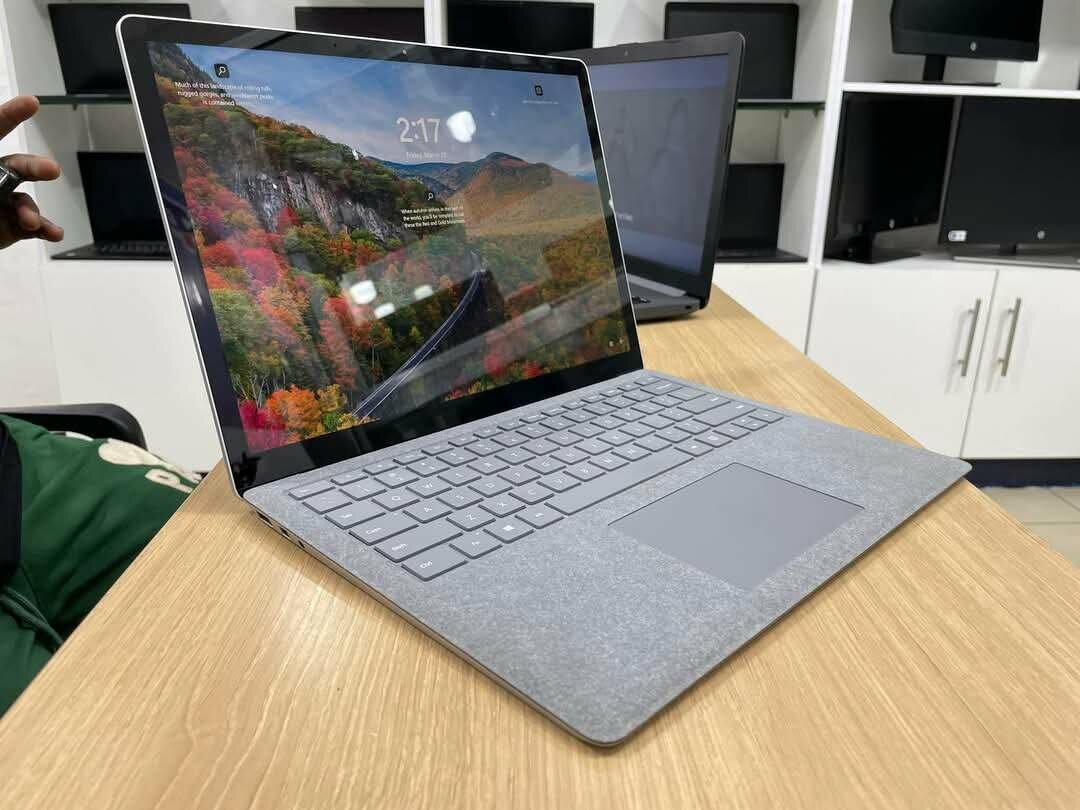 Microsoft Surface Laptop