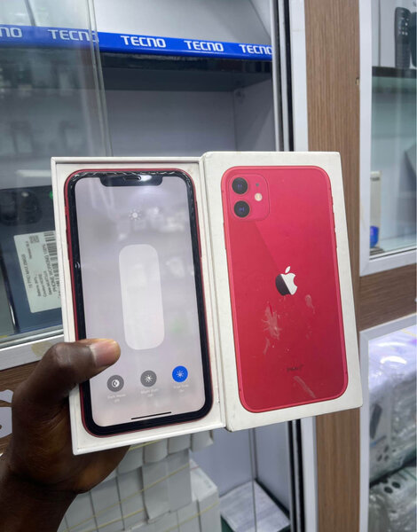 iPhone 11 Rouge 64GB