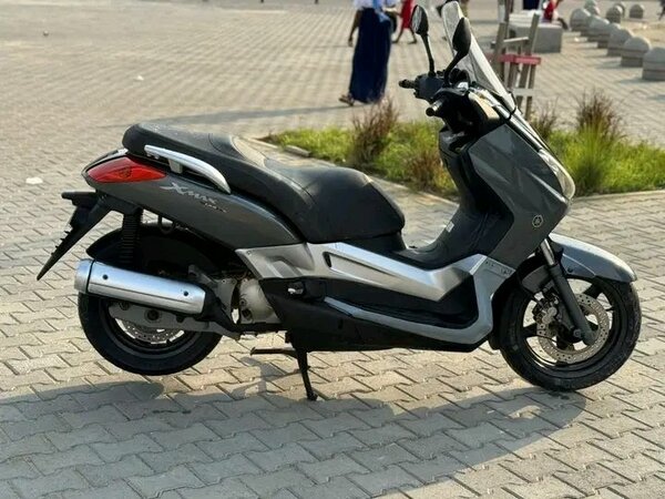 Scooter Yamaha XMAX 300
