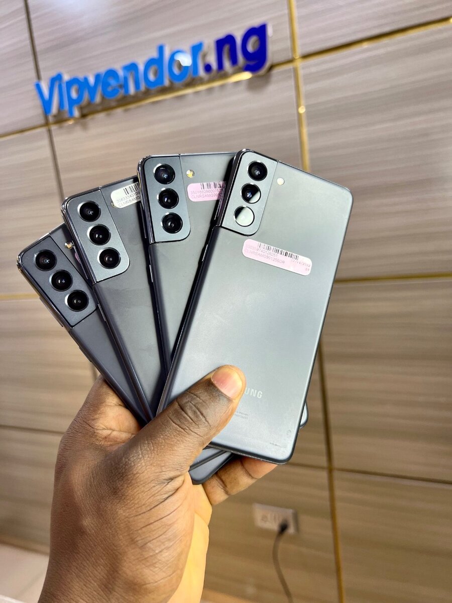 Galaxy S21 Ultra 5G 256+12 - K985,000