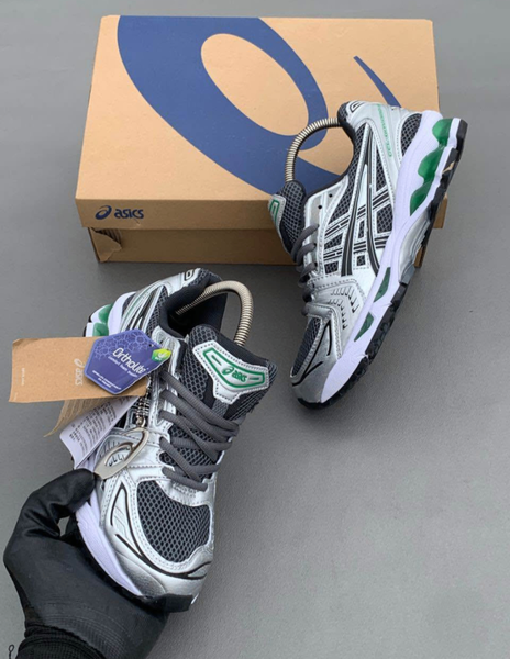 Chaussures de running ASICS tendance