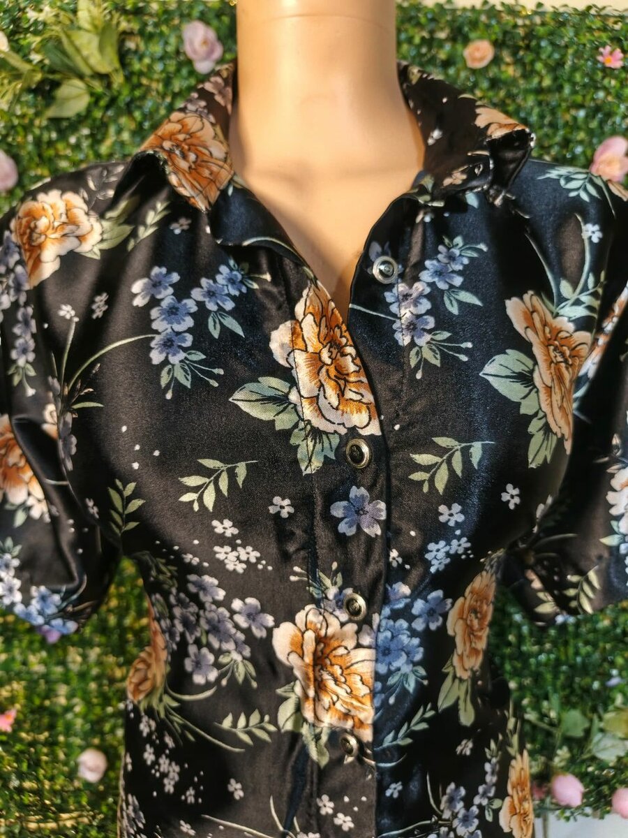 Robe Longue Satinée Fleurie