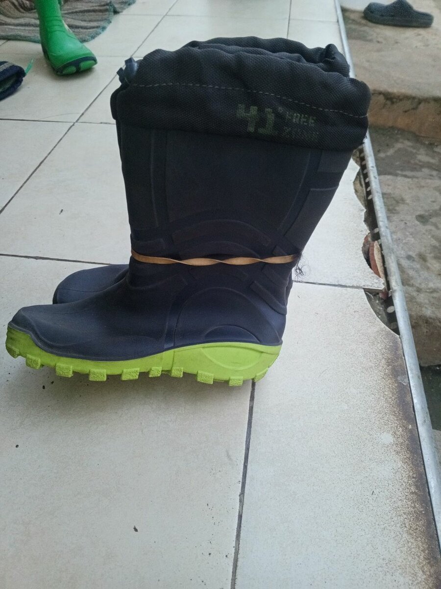 Rain boots