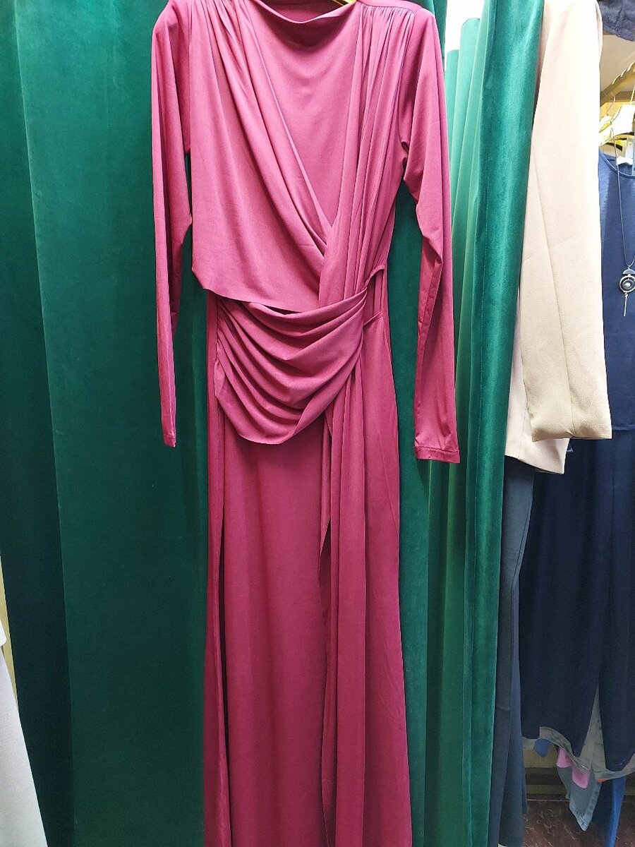 Платье бордовый цвет