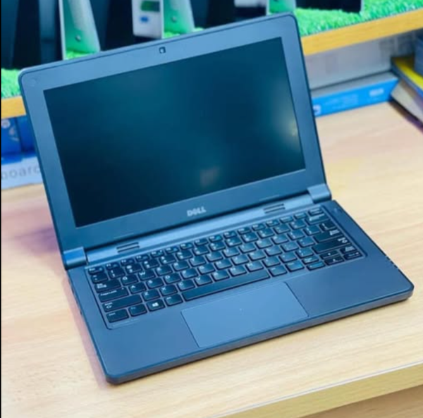 Neat Dell Latitude 3150