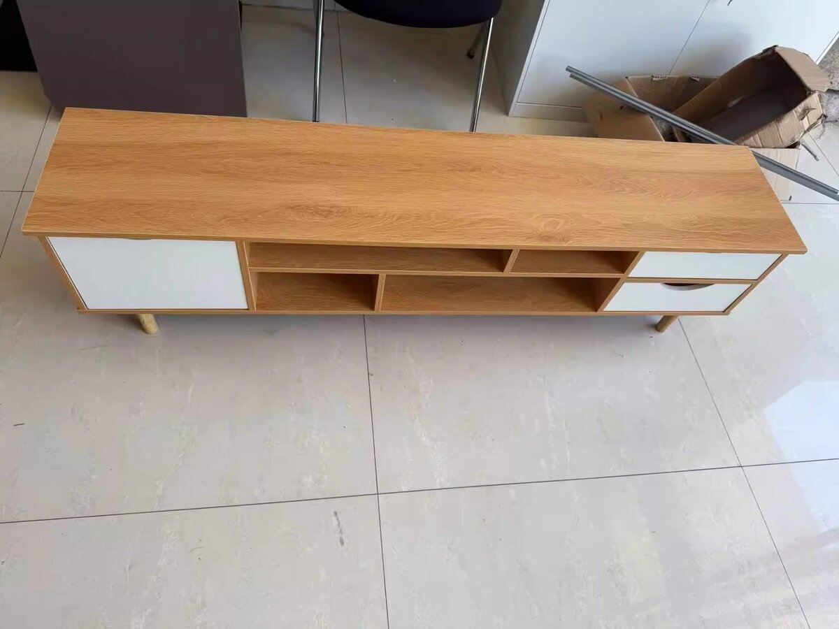 Meuble TV en bois moderne