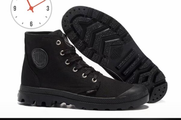 Chaussure montante