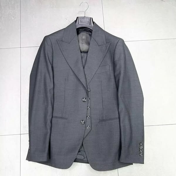 Men's suit grey
