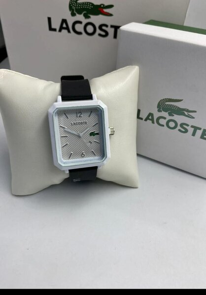 Montre Lacoste rectangulaire homme