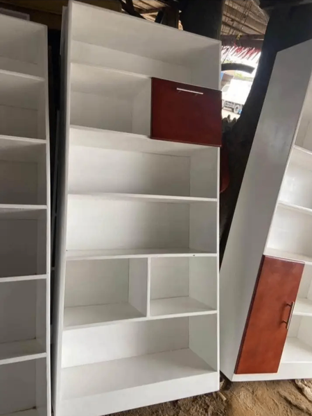 Étagère murale moderne blanche