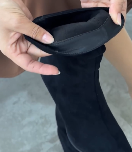 Высокие ботильоны черные