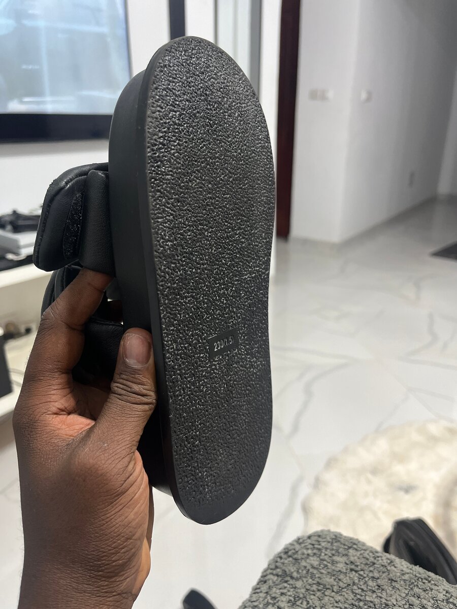 Sandales Noires Confort Femme