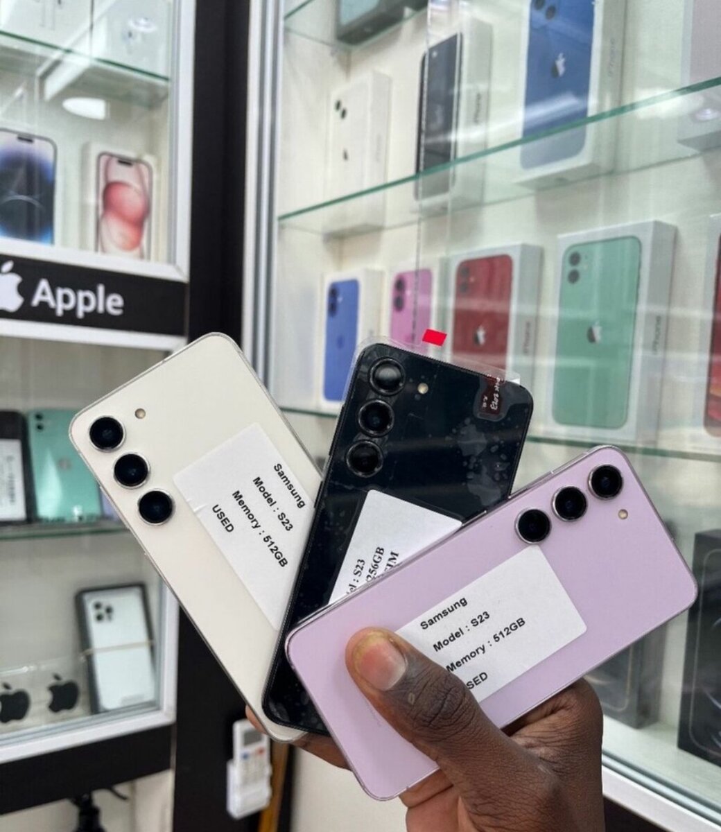 Smartphones Samsung Galaxy S23