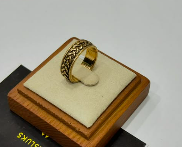 FLAWLESS STAINLESS RING