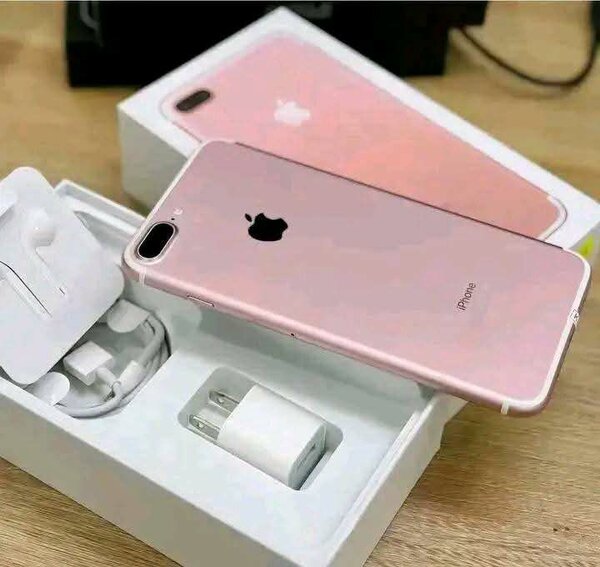 IPHONE 7+
