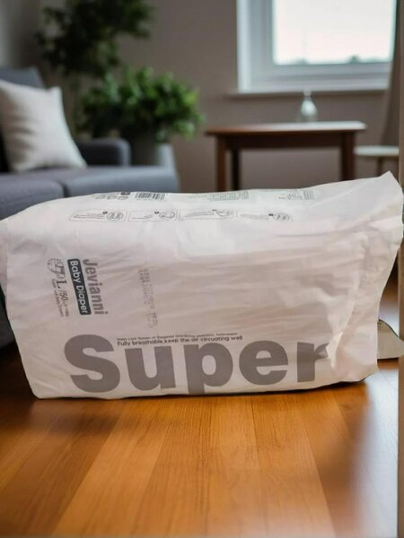 Uk imported diapers and sanitary pads(70gh)