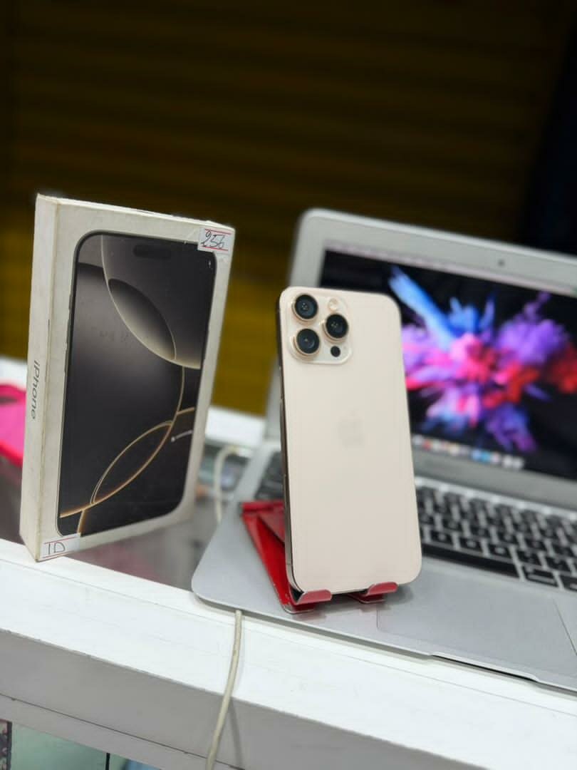 16 pro Max 256Go sans ID